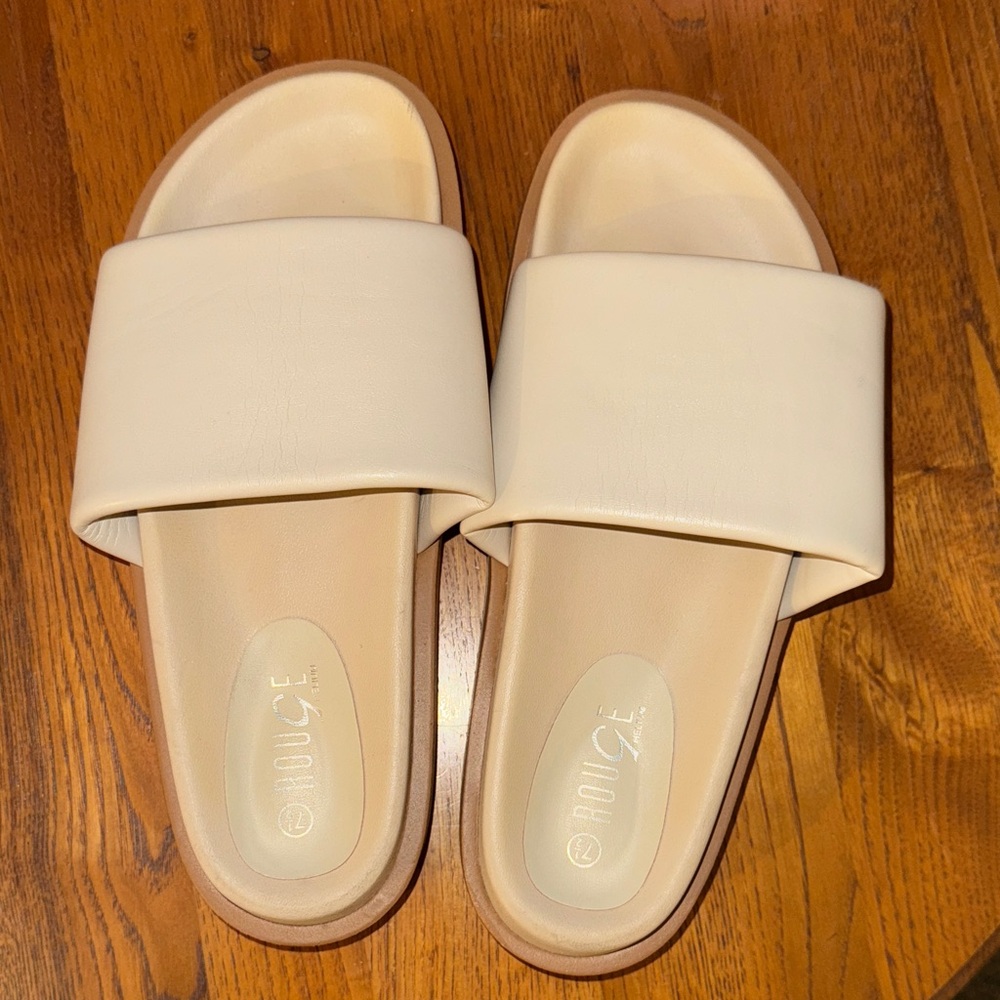 Rouge Helium Women's Beige Slide Sandals